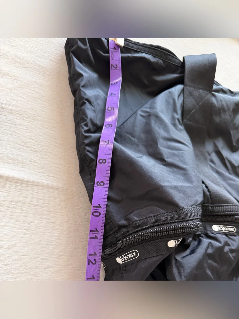 LeSportsac Black Nylon Travel Shoulder Bag - Picture 11 of 11